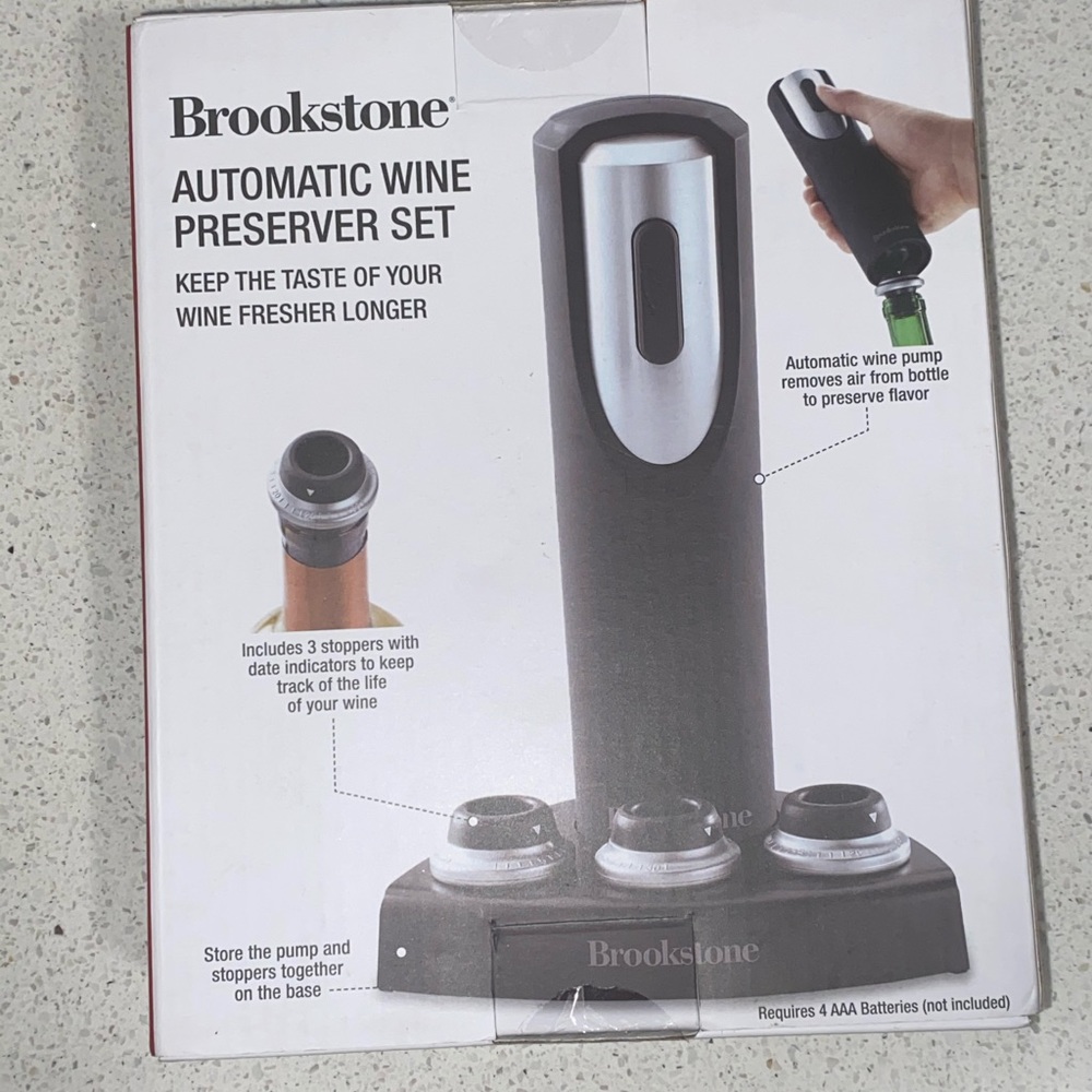 Brookstone Wine Preserver Set